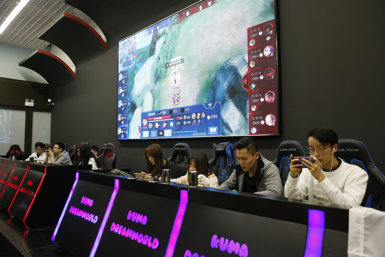 主题与解读 主题与解读