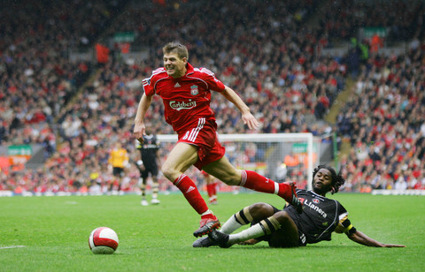 帽红线附近 帽红线附近