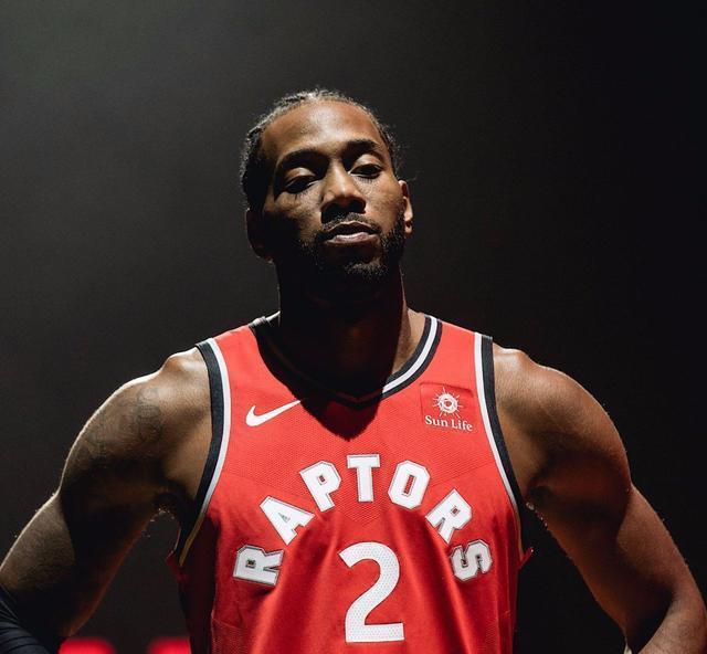 前场压迫触 前场压迫触